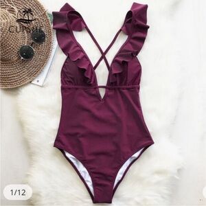 CUPSHE Heart Attack Falbala One-piece